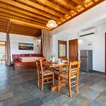 Arte Suites Pefki