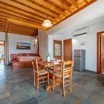 Arte Suites Pefki